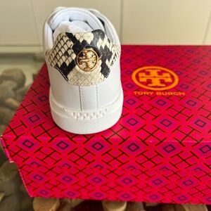TORY BURCH HOWELL COURT Nappa Leather Stamped Snake Women Sneakers